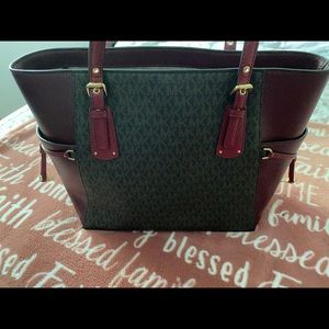 Michael Kors Tote